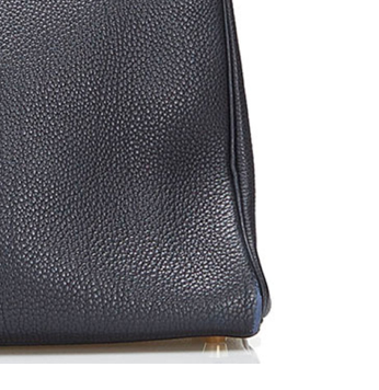 Hermès Kelly 32 Retourne handbag crafted in black Vache Ardennes leather