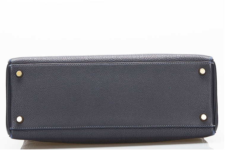 Hermès Kelly 32 Retourne handbag crafted in black Vache Ardennes leather