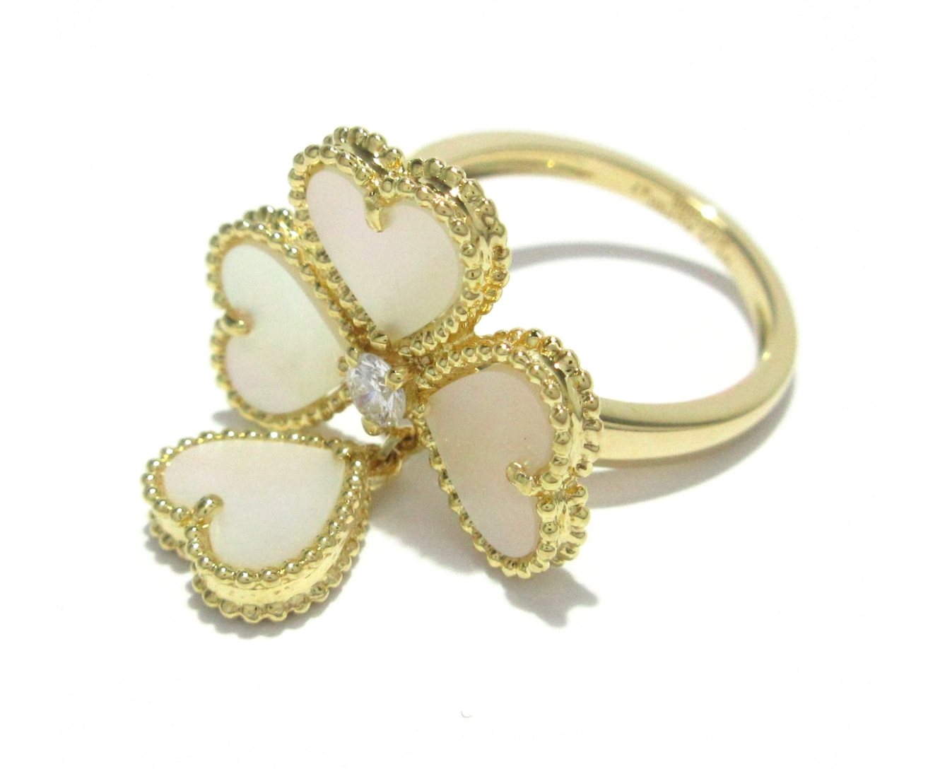 18k yellow gold Van Cleef & Arpels Sweet Alhambra effeuillage ring in full set