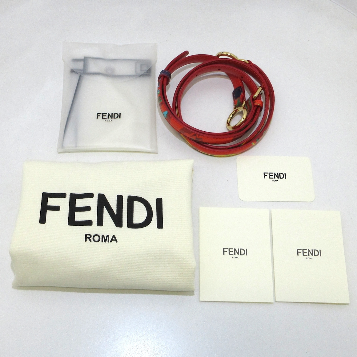 Fendi Mini bolso icónico Peekaboo Nappa Marble Rosso Multicolor