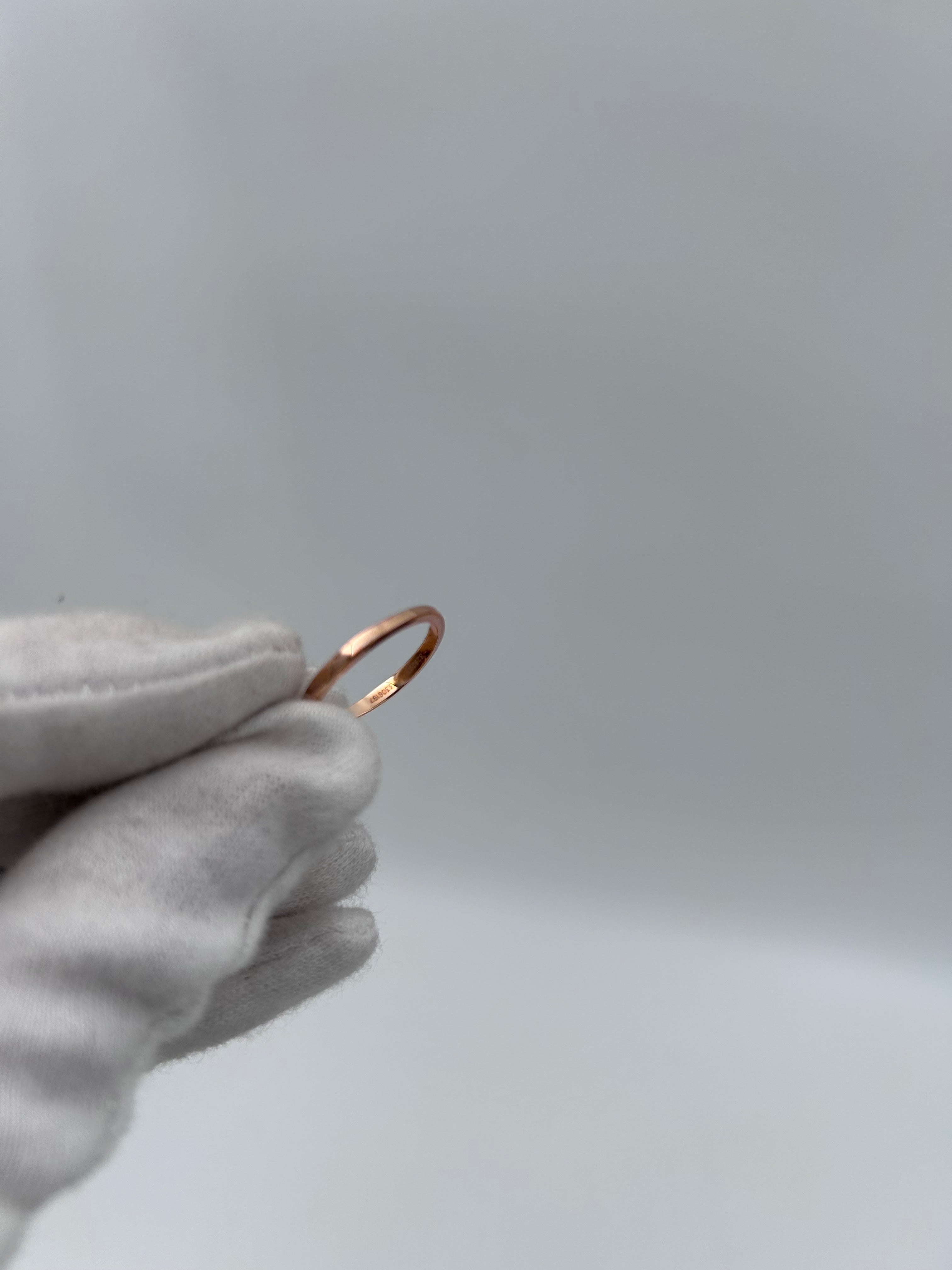 Pre-owned ring from CHOPARD Imperiale collection made from 18k rose gold and amethyst