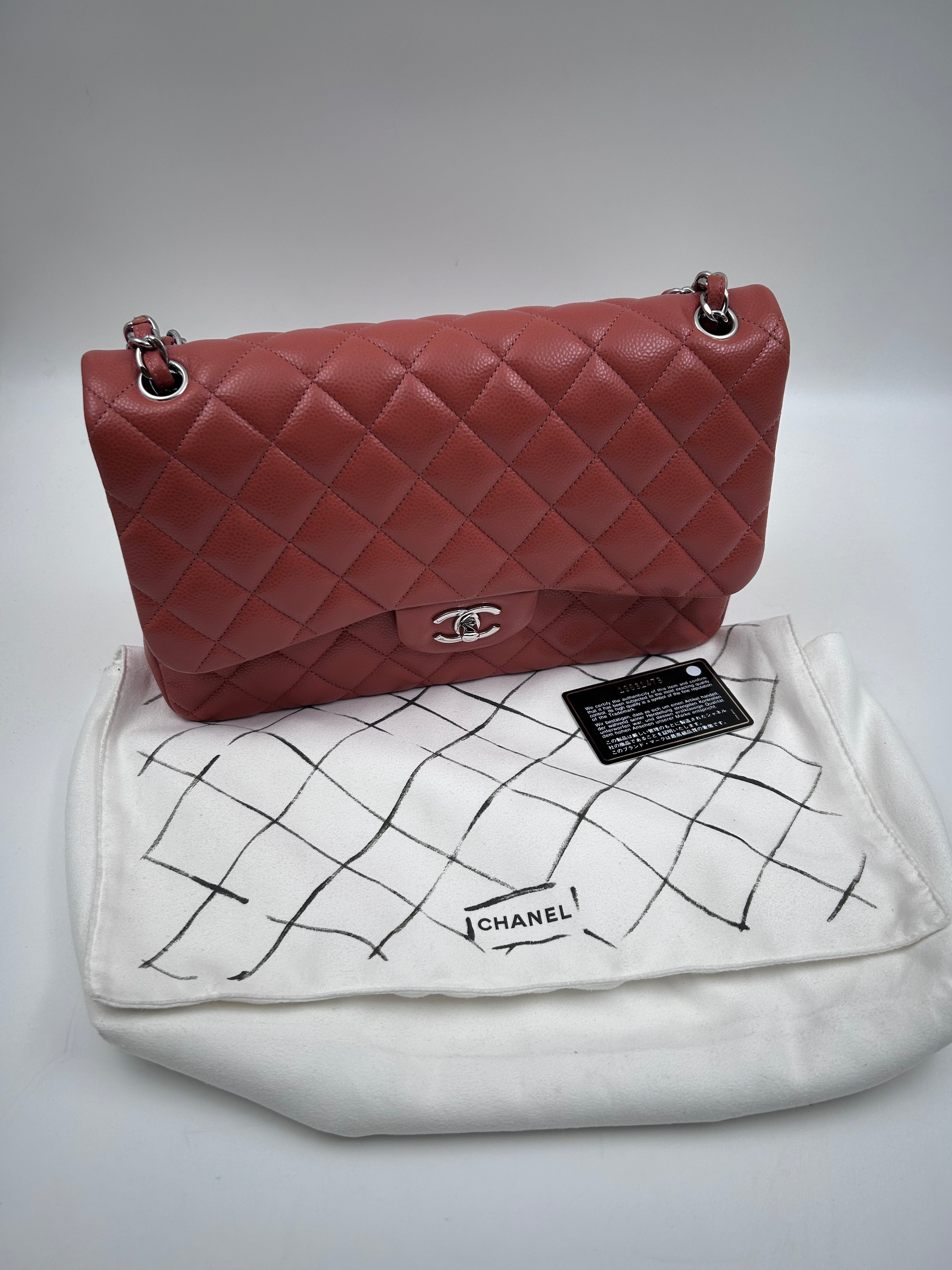 Pre-owned Chanel Jumbo Classic double flap Bag in Caramel Caviar leather with silver Hardwarer