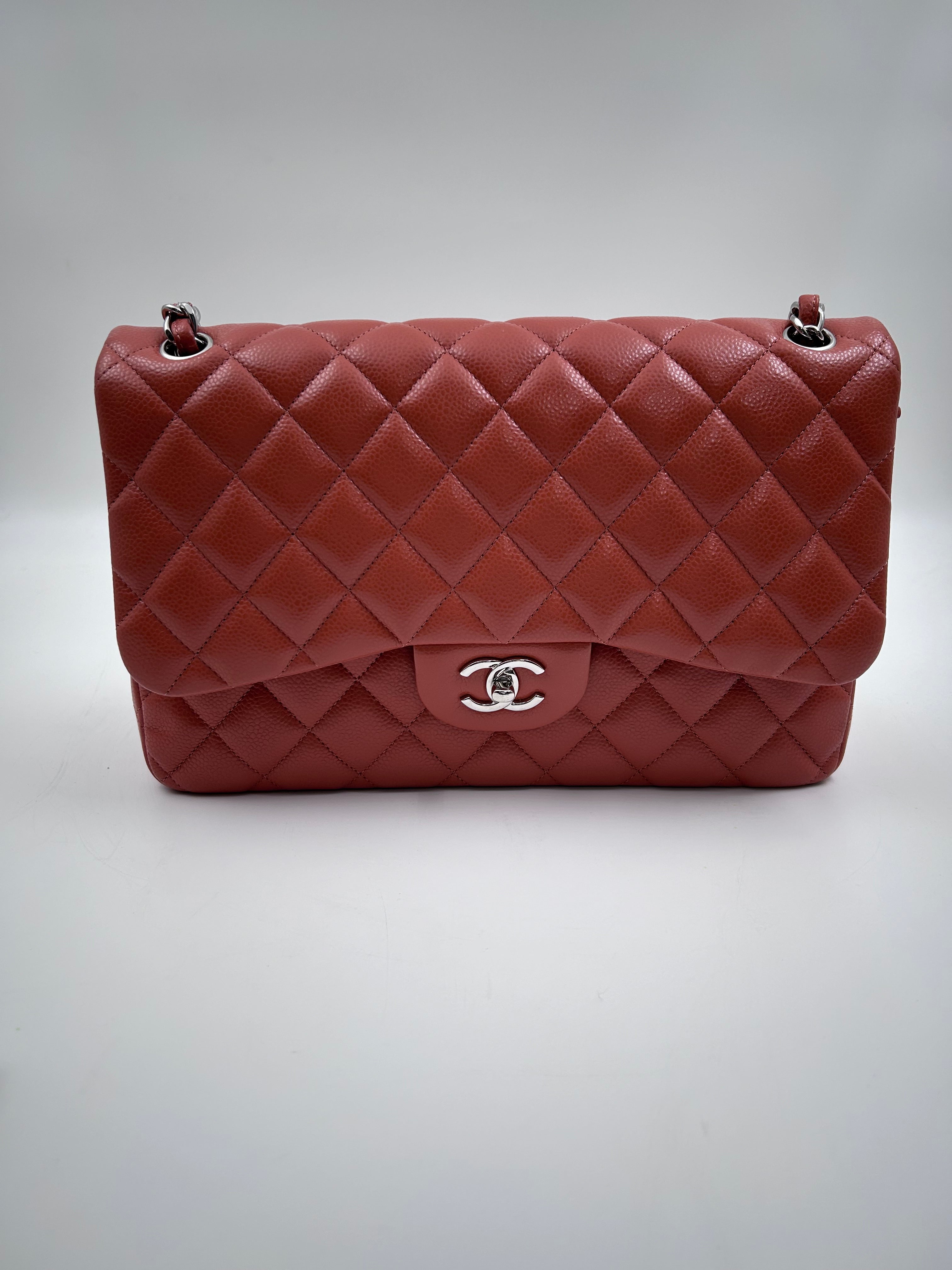 Pre-owned Chanel Jumbo Classic double flap Bag in Caramel Caviar leather with silver Hardwarer