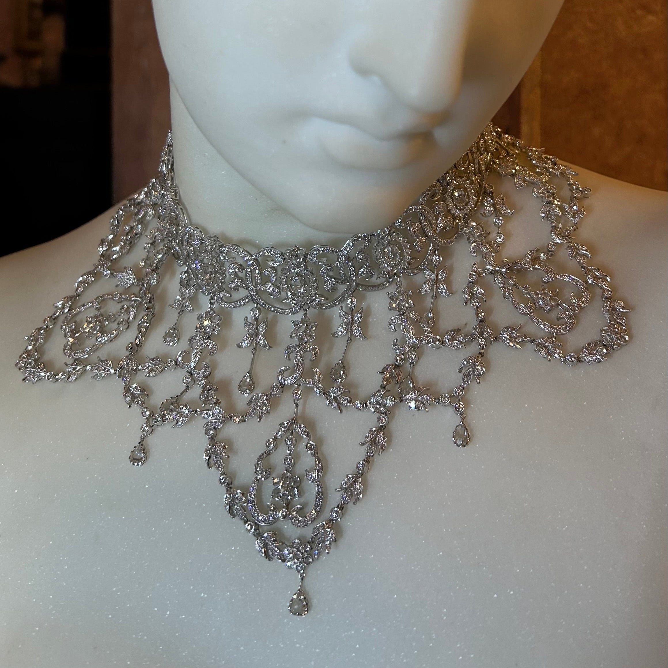 Pre-owned vintage (1931) Edwardian-Inspired Diamond Choker with 1838 natural diamonds of 27,50ctw
