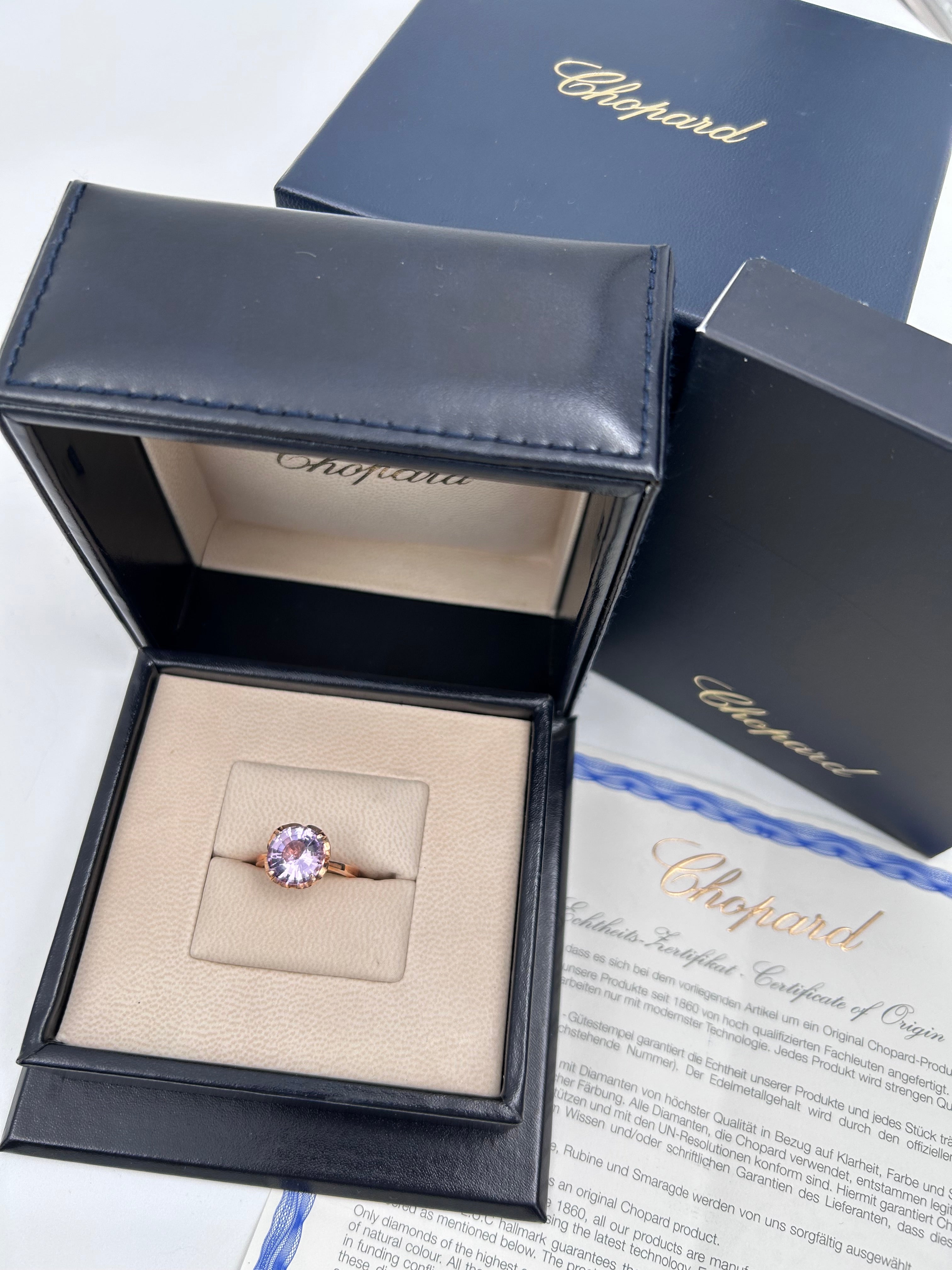 Pre-owned ring from CHOPARD Imperiale collection made from 18k rose gold and amethyst