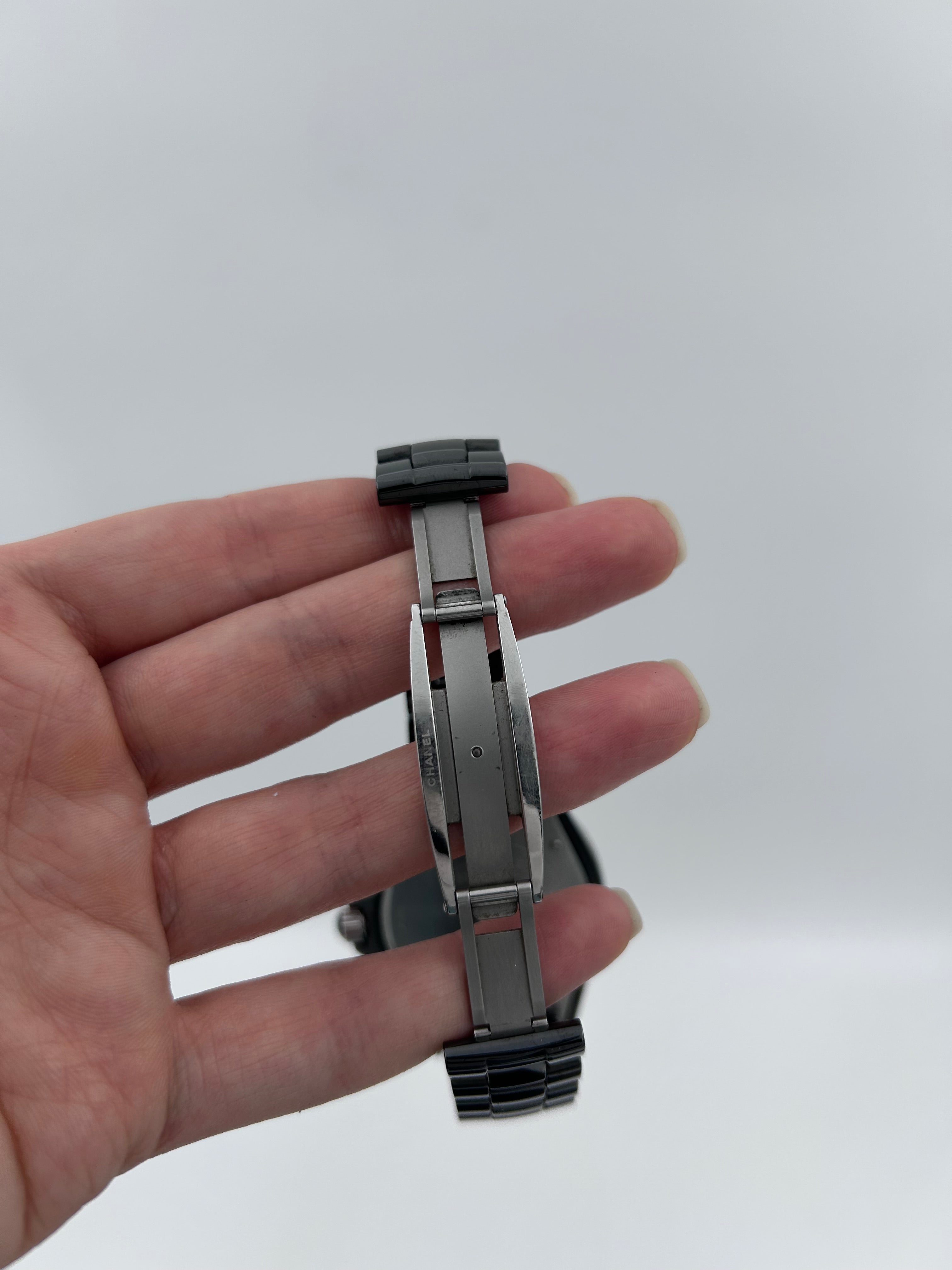 Pre-owned Full set Chanel J12 Automatic ceramic watch with diamond bezel