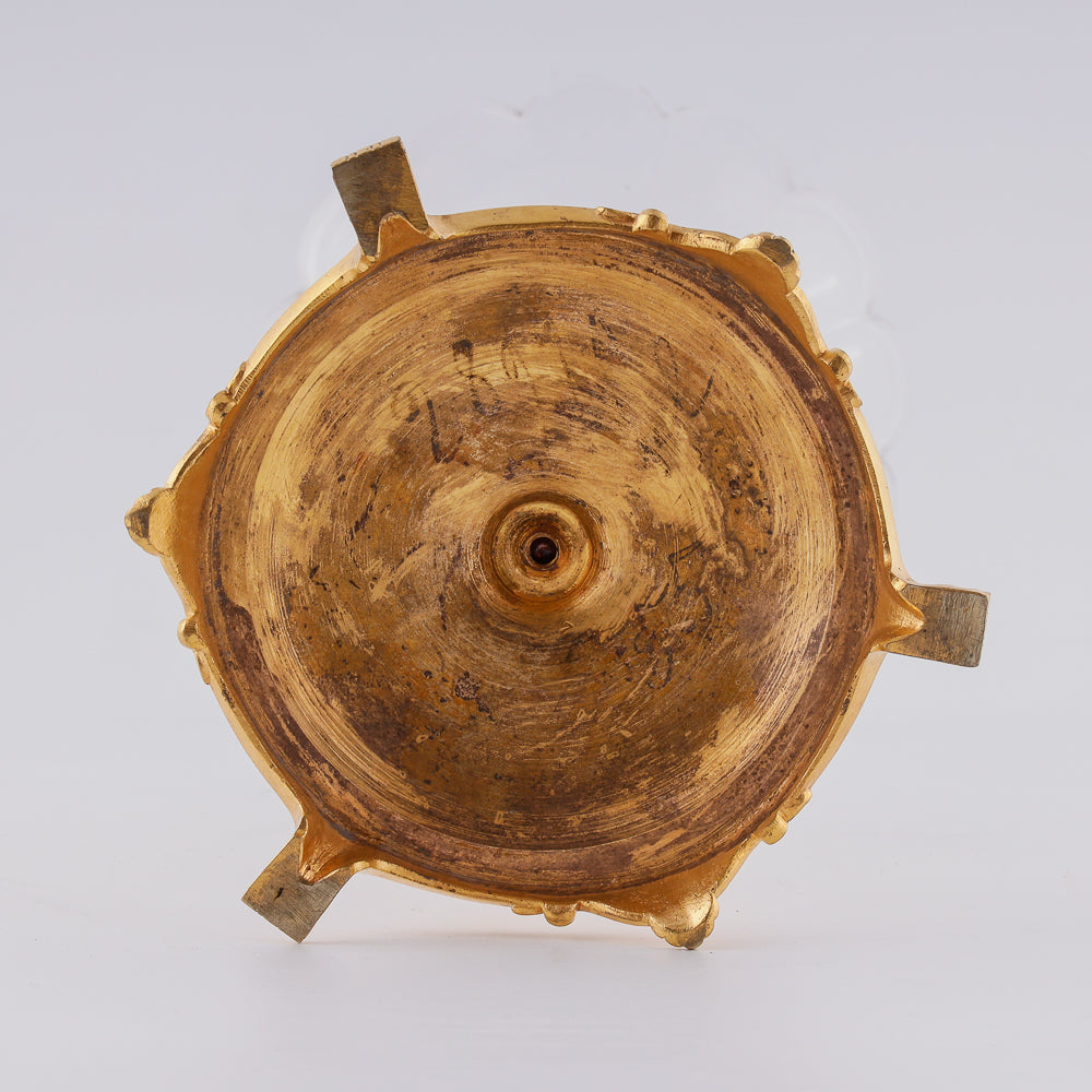 A 19th century crystal vase features two flower-shaped elements elegantly mounted on a giraldical gold-plated bronze plinth