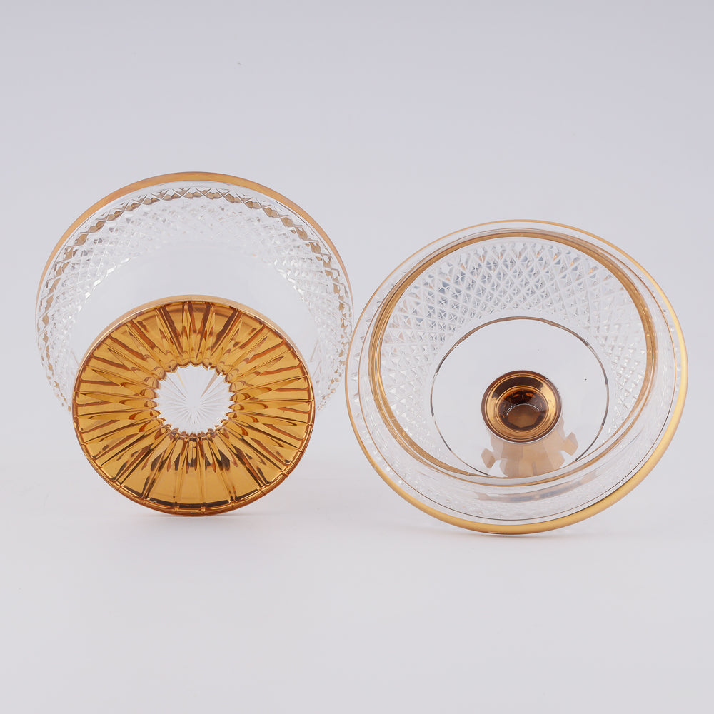 Cuenco de cristal antiguo con montura chapada en oro.