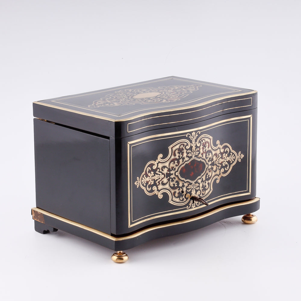 Mid 19th century Napoleon III Boulle cigar humidor executed in marquetry technique