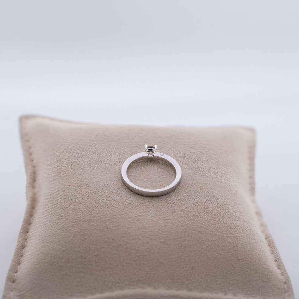 Chopard 18k white gold 0.30ct brilliant cut diamond ring from "For Ever engagement" collection