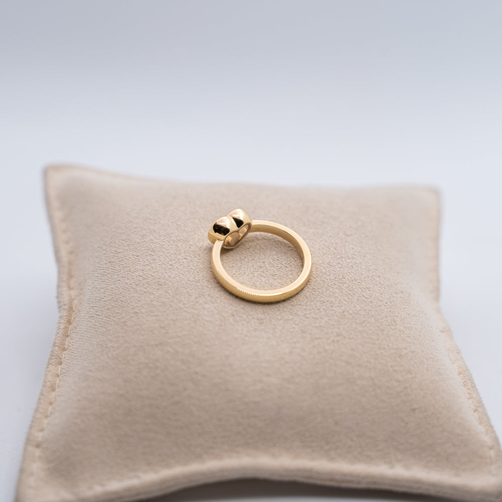 Chopard 18k yellow gold Happy Diamonds ring from "Icons Heart" collection