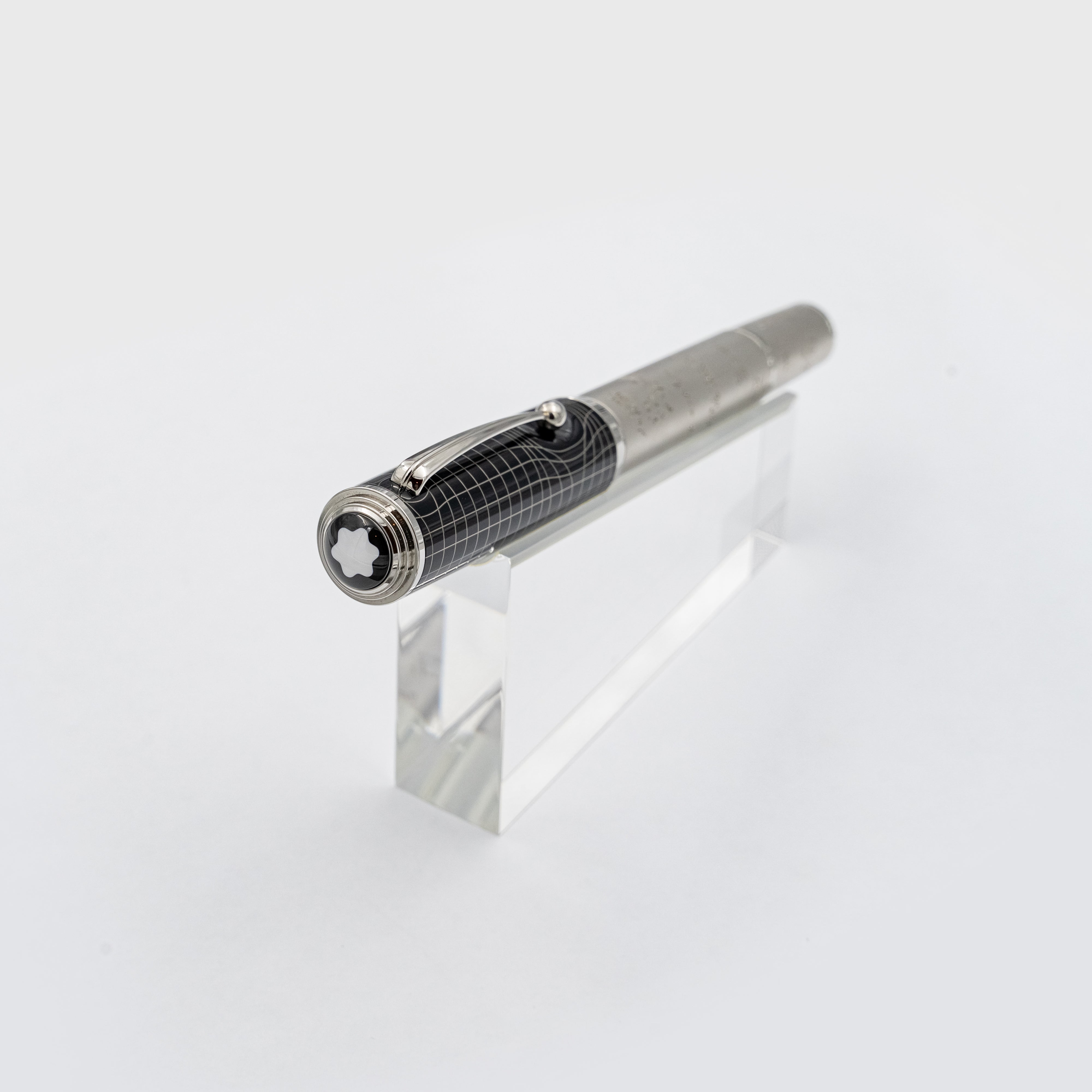 Montblanc Juego completo Edición limitada 3000 Pluma estilográfica Albert Einstein platinada