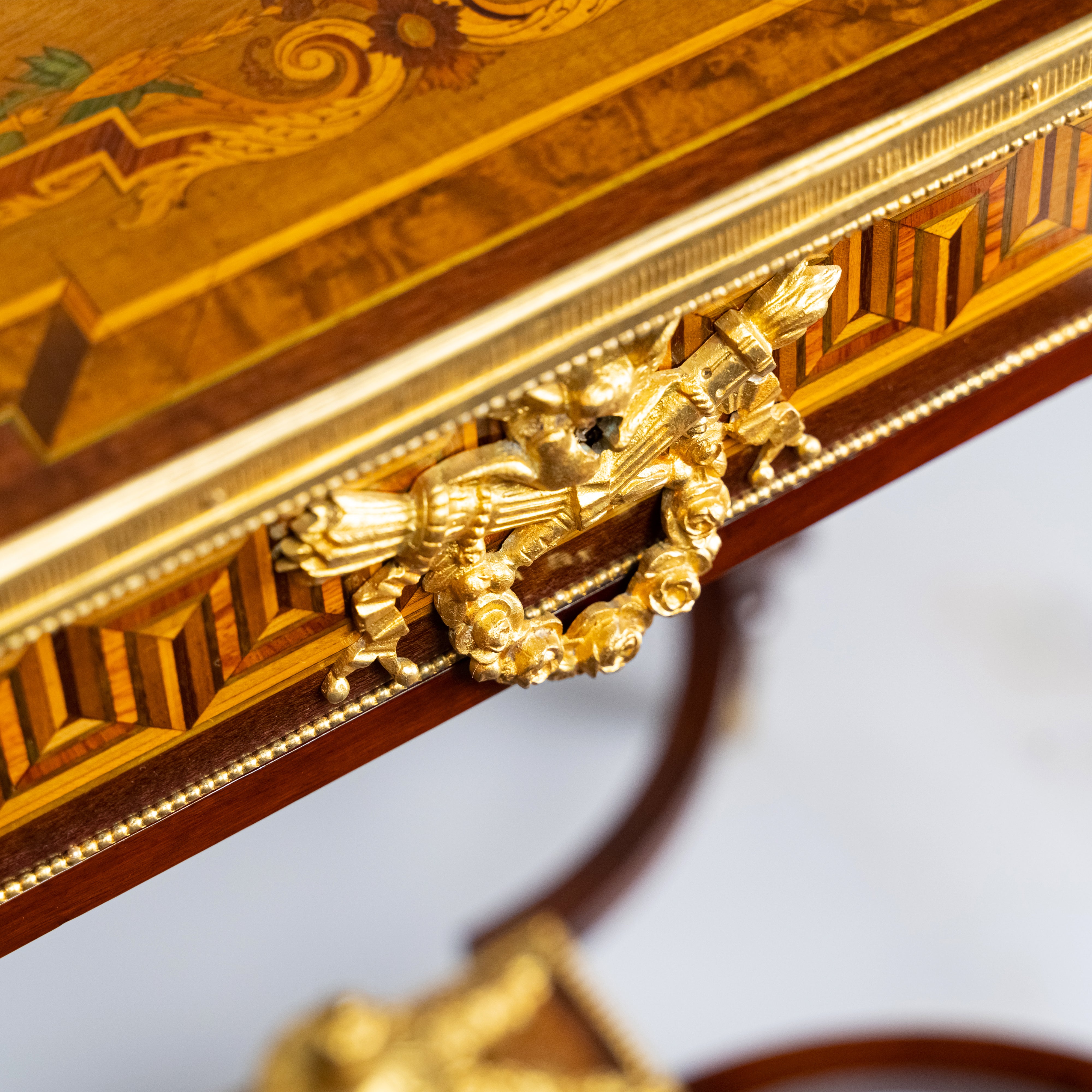 Antique 19th century Ladies' toilets table in marquetry technique
