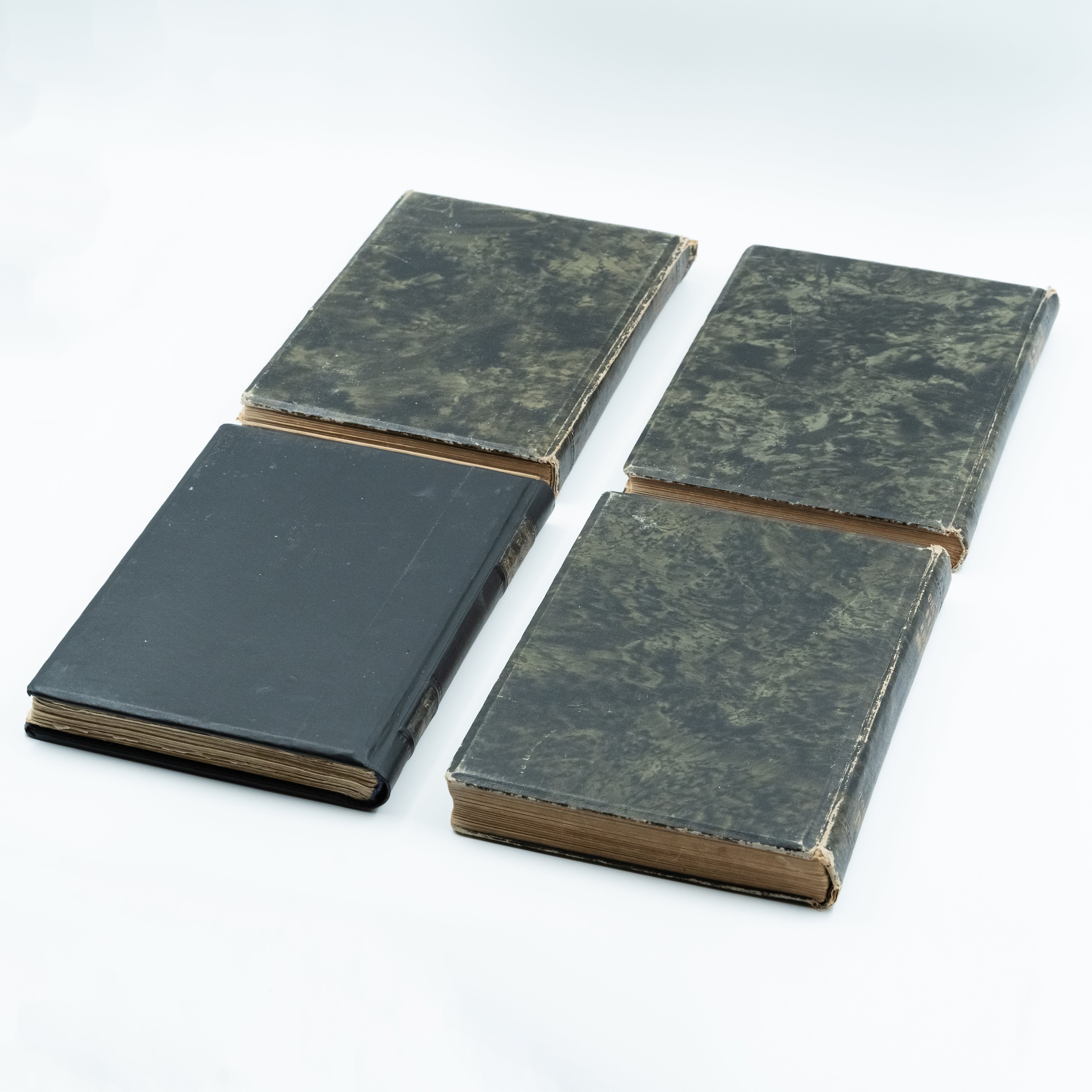 Seven volumes of antique books on Patriotic war and Russian societies of 1812-1912