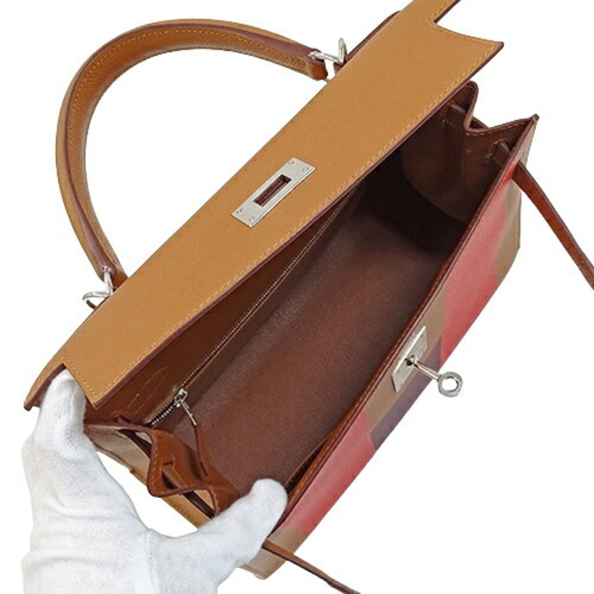 A LIMITED EDITION GOLD EPSOM, BORDEAUX SOMBRERO & CAPUCINE CHEVRE LEATHER LETTRE M KELLYGRAPHIE SELLIER KELLY 28