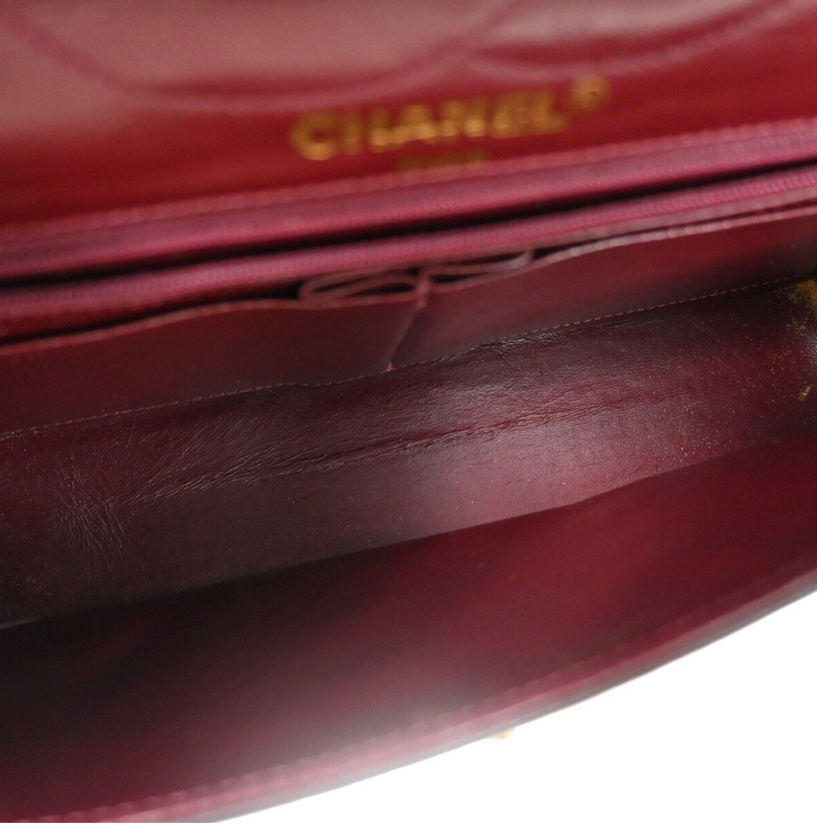 Bolso vintage CHANEL de doble solapa con cierre bicolor en juego completo