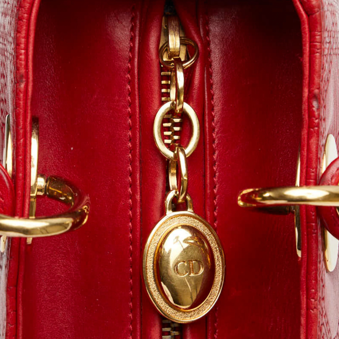 Bolso de cuero perforado de edición limitada 2017 Lady Dior de 2017 por Christian Dior