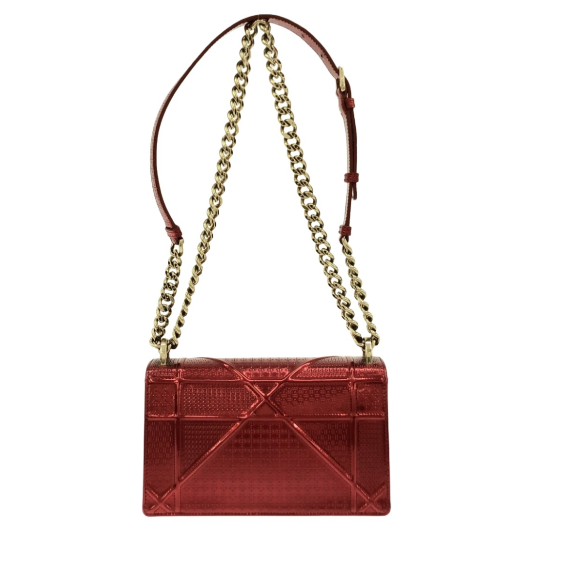 Dior Diorama in vibrant red colour crafted from metallic leather
