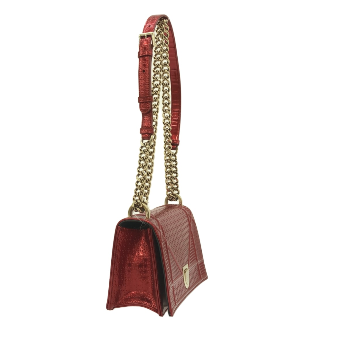 Dior Diorama in vibrant red colour crafted from metallic leather