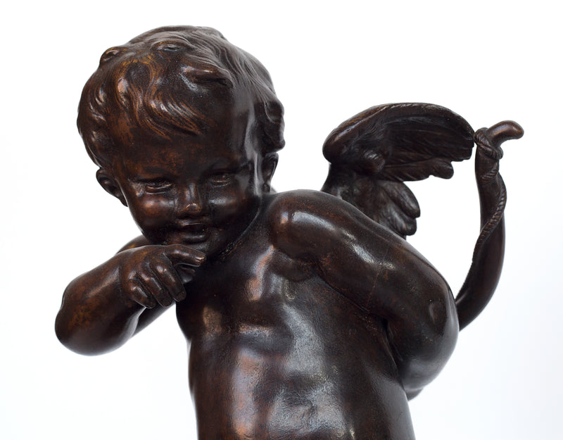 Benoit Rougelet 的生鏽青銅雕塑“LE Petit Malin”