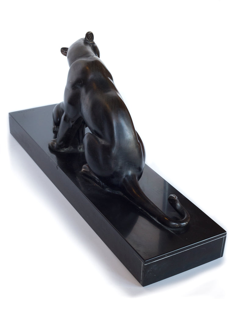 Una pantera de bronce patinado con un cachorro de Irenee Rochard (1906-1984)