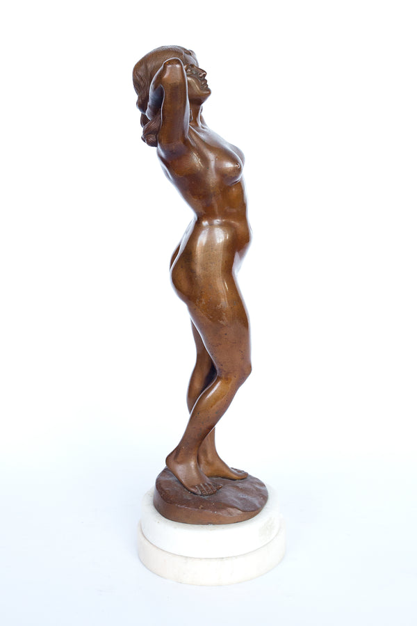 大理石基座上的裸女青銅像，署名久拉（朱利葉斯）莫格施（匈牙利人，1882-1942 年）