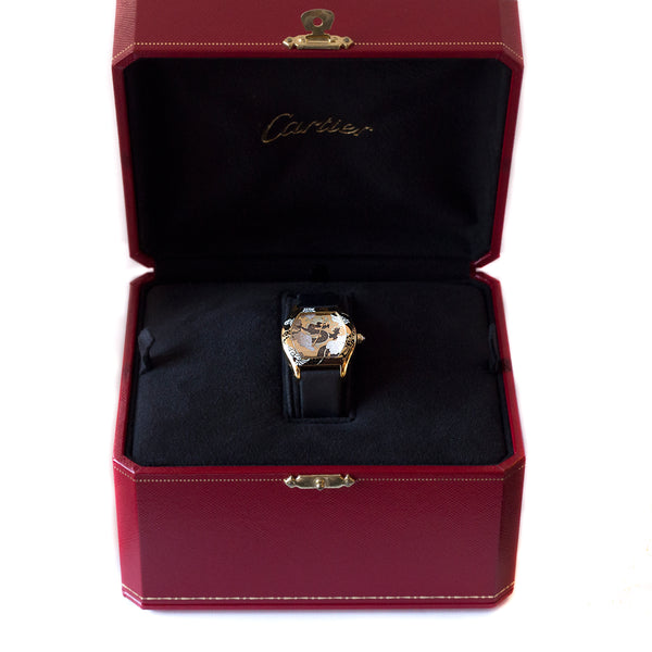 Reloj de pulsera Cartier Tortue Petit Modelé de edición limitada en oro amarillo y esmalte cloisonné con motivo de dragón