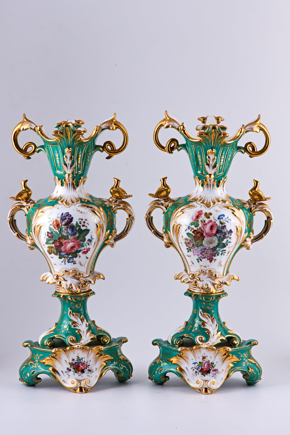 Pair of large Old Paris Porcelain vases