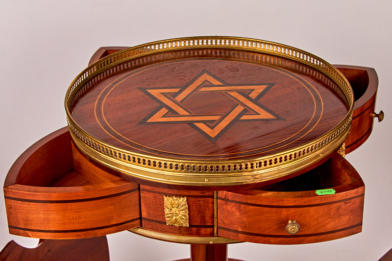 裝飾藝術紅木控制台，帶抽屜和鍍金青銅裝飾元素