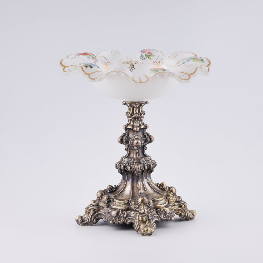 Exquisite 19th century milk glass fruit vase