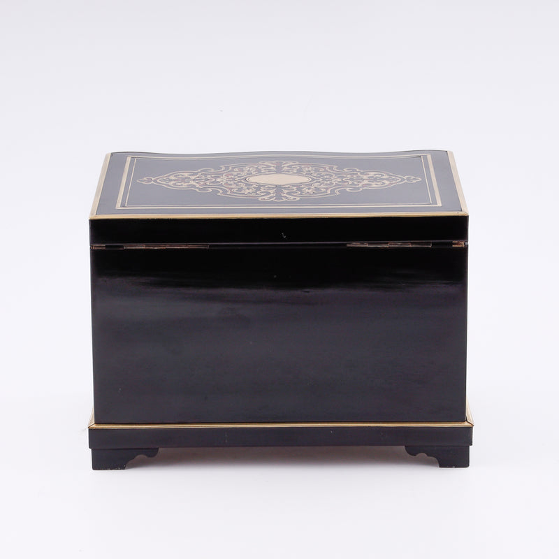 Humidor de cigarros Napoleón 3 Boulle de mediados del siglo XIX.