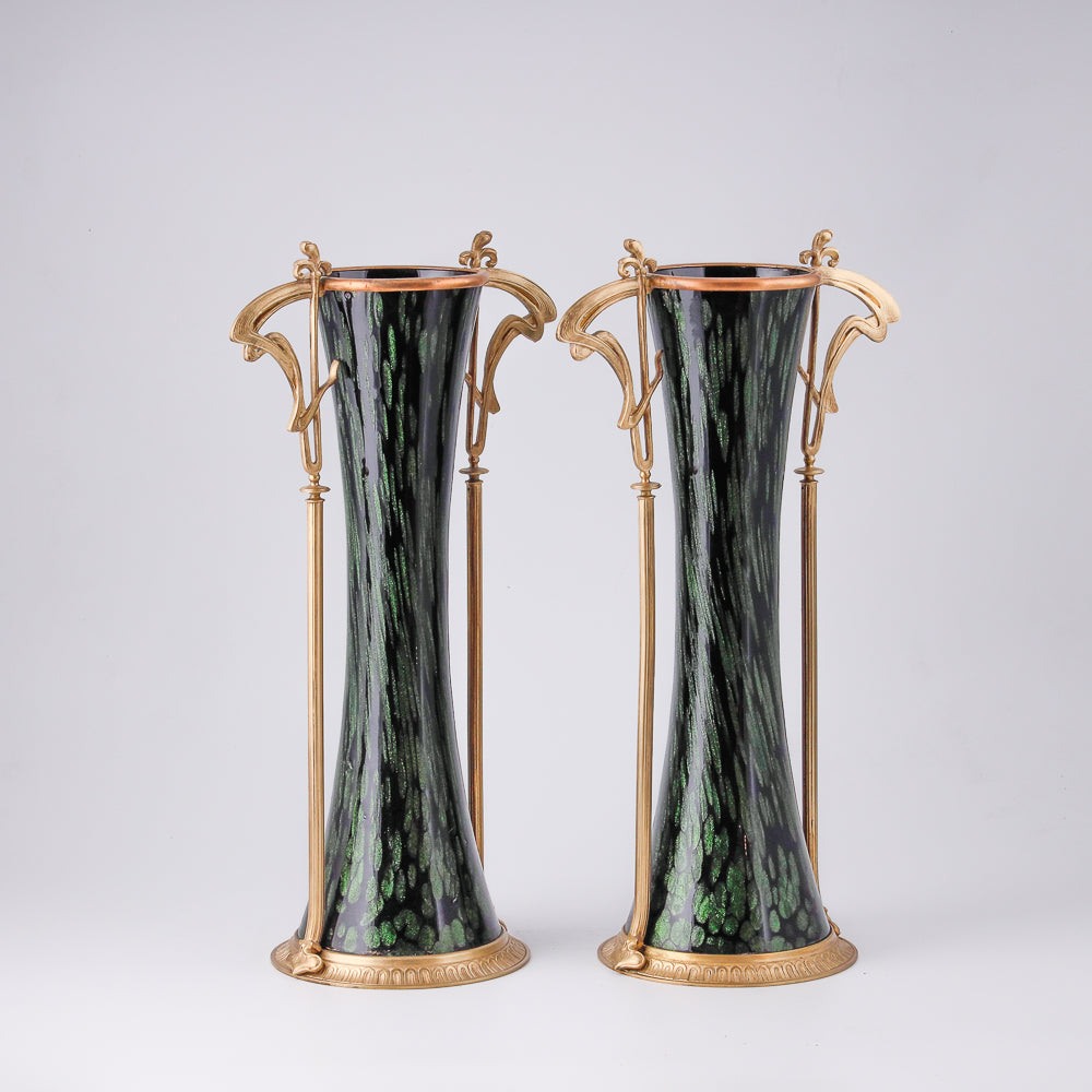 Pair of Jugendstyle vases with floral motifs and  bronze framework