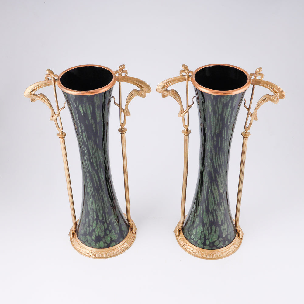 Pair of Jugendstyle vases with floral motifs and  bronze framework