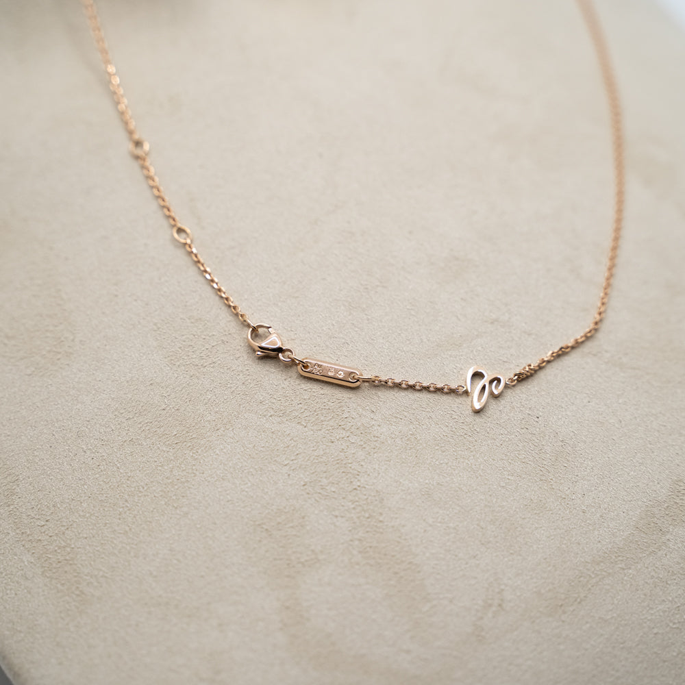 Chopard chain & pendant from "Happy Spirit" collection with free floating diamond