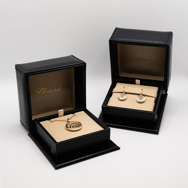 Chopard chain & pendant from "Happy Spirit" collection with free floating diamond