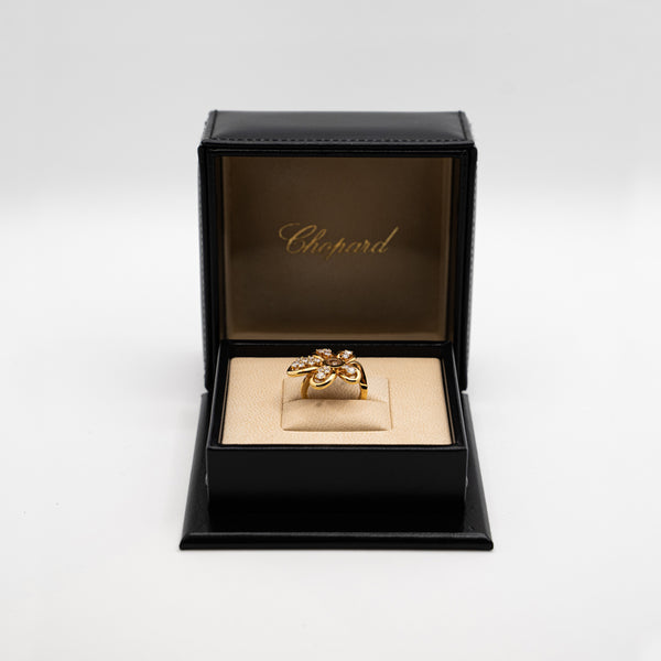 Anillo Chopard en oro rosa de 18 quilates con diamantes de la colección "Happy Diamonds JOAILLERIE"