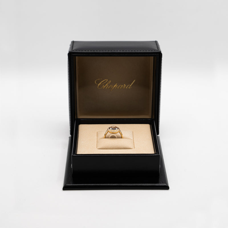 Anillo Chopard Happy Diamonds en oro rosa de 18k de la colección "HAPPY CURVES"