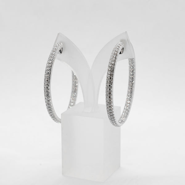 18K 白金環形耳環，鑲嵌 6.4 TCW 天然鑽石