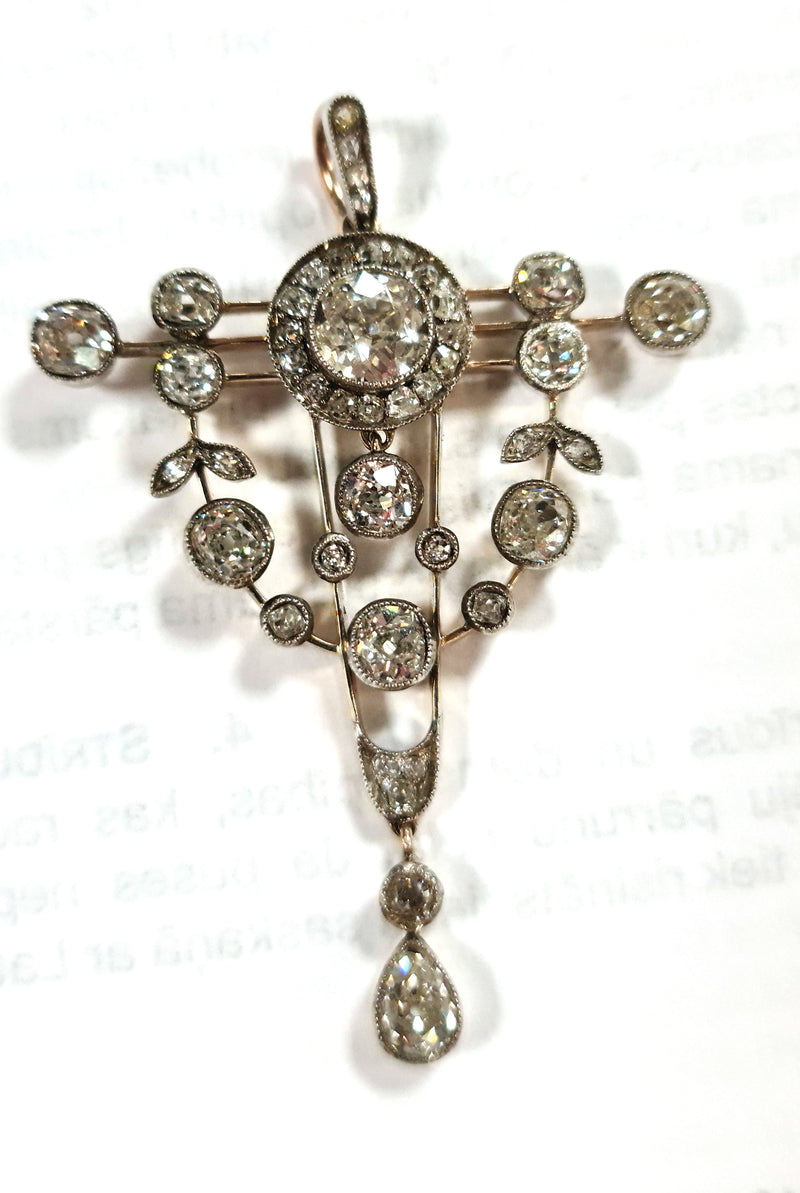 Antique gold and silver pendant/pin brooch set with natural diamonds