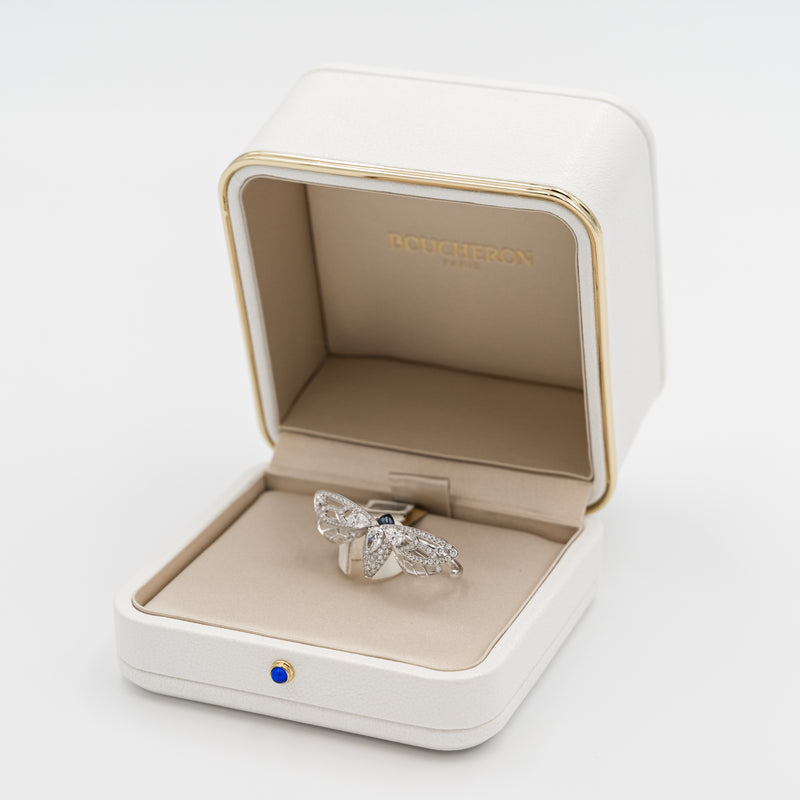 Limited edition Boucheron Cicada 18k white gold ring set with diamonds and oval cabochon sapphire