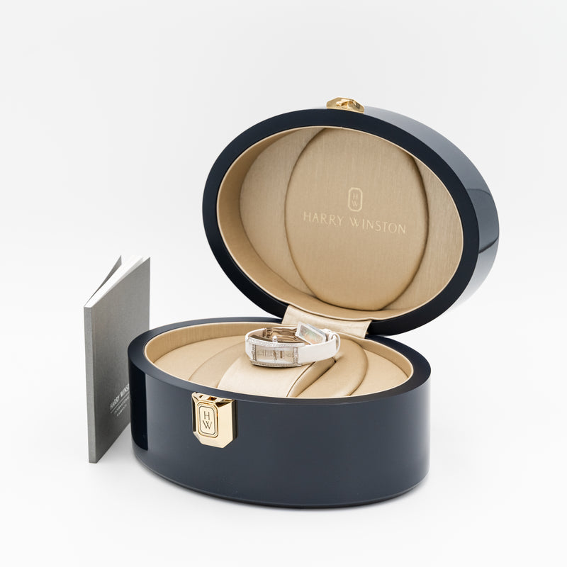 Harry Winston Avenue Reloj de pulsera para mujer de cuarzo, oro blanco de 18 quilates, engastado con diamantes