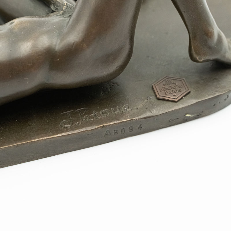 Escultura erótica de bronce del siglo XX que representa a un hombre arausado por Jean Patoue