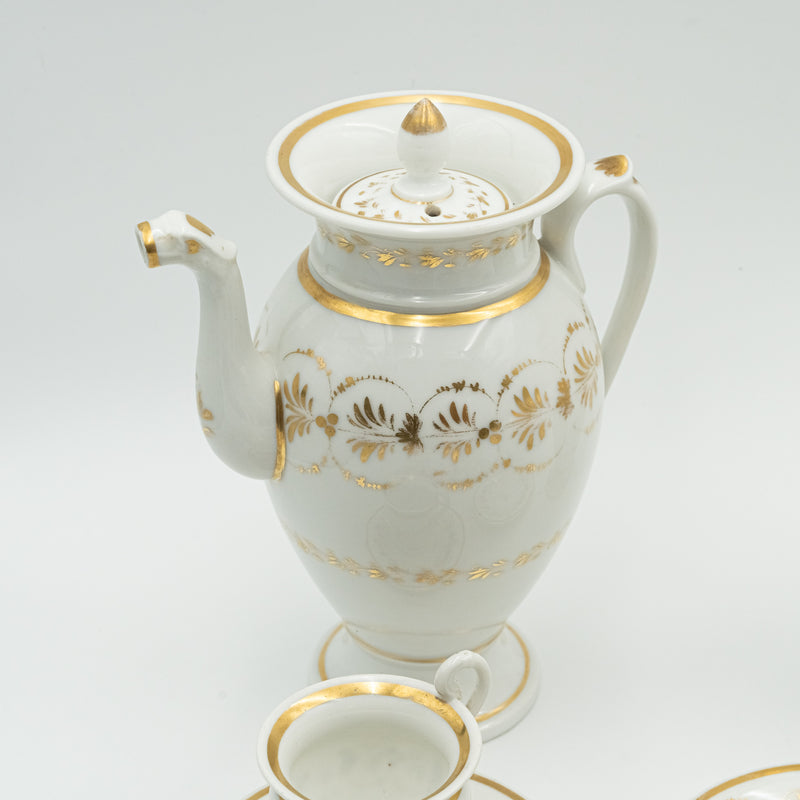 Juego de té y café de porcelana europea de estilo neogriego de la década de 1830