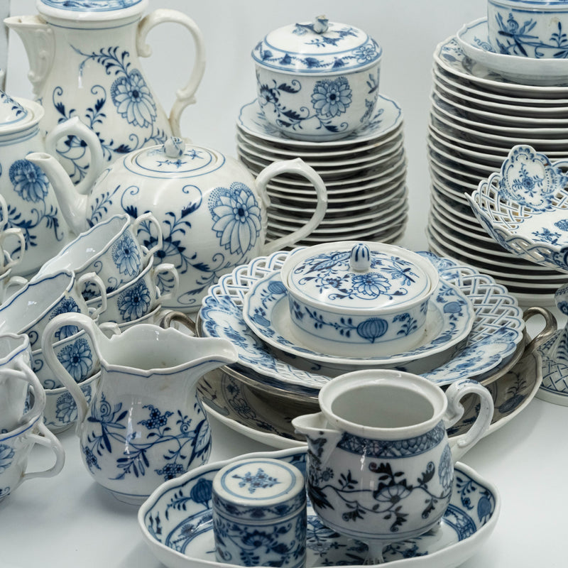 華麗的 19 世紀邁森“洋蔥”圖案陶瓷茶具和咖啡具