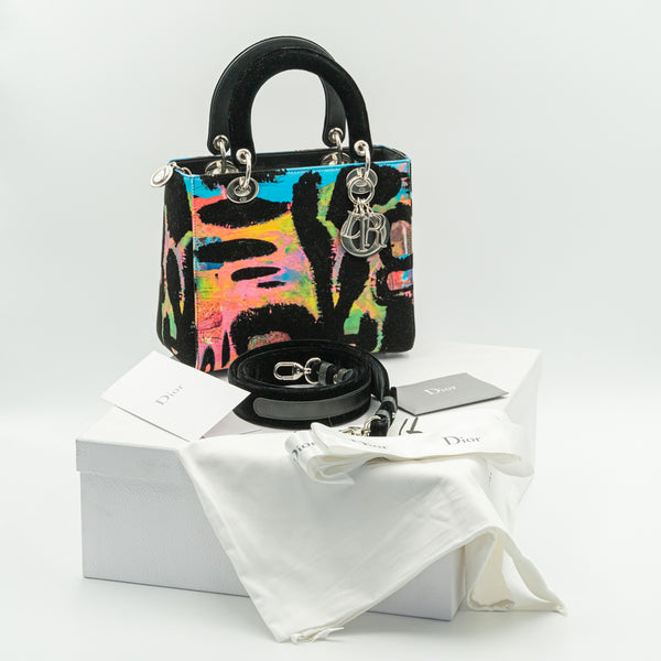 Bolso de mano Lady Dior Art de edición especial de tamaño mediano del artista Chris Martin