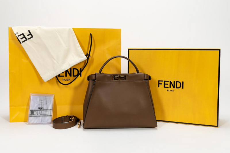 Fendi Peekaboo Iconic marrón tamaño mediano 