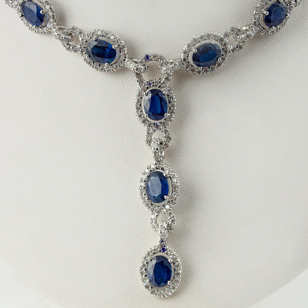 18k white gold necklace set with 12,15 CTW natural diamonds and 30 CTW blue sapphires